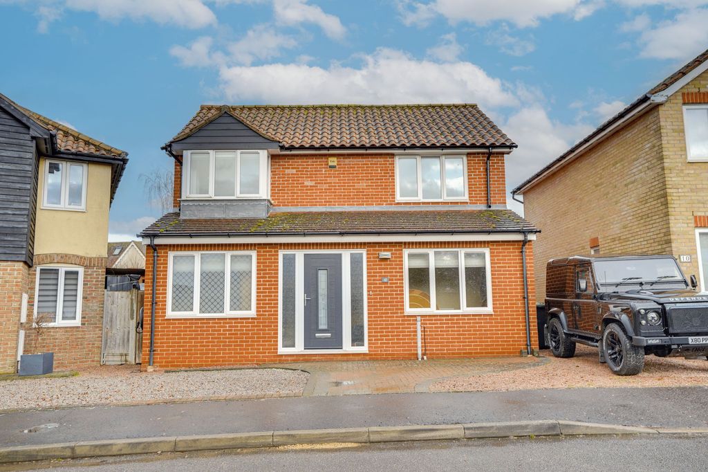 Property photo 1 of 21