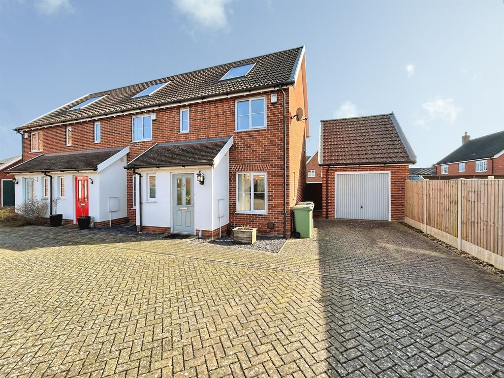 Property photo 1 of 24