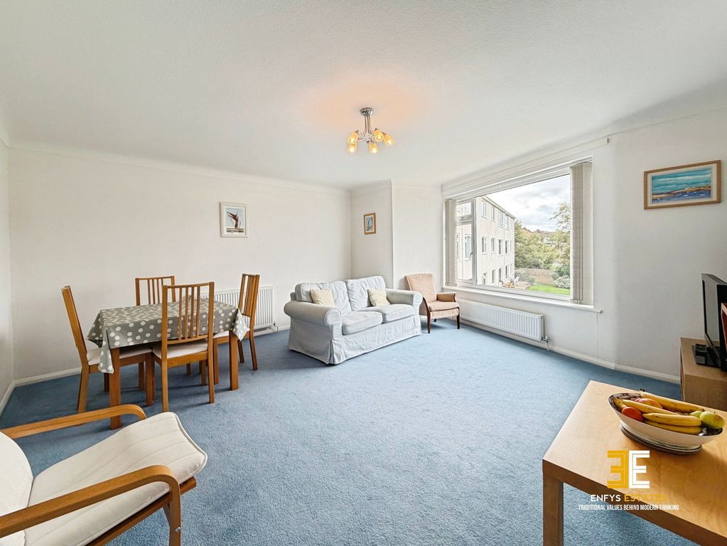 Property photo 3 of 30