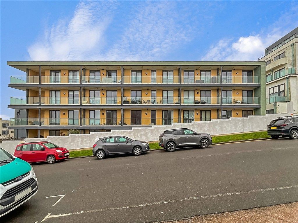 Property photo 3 of 7 External 24