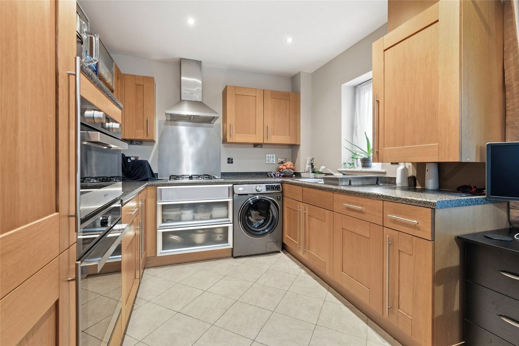 Property photo 3 of 12 Picture No. 06