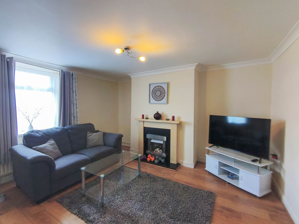 Property photo 2 of 21
