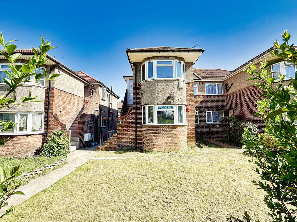 Property photo 1 of 15 3 Bed Maisonette To Rent Fernwood Avenue, Sudbury Ha0