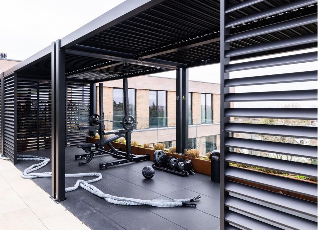 Property photo 3 of 11