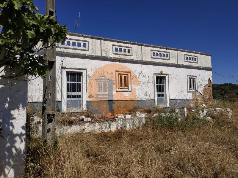 Property photo 1 of 48