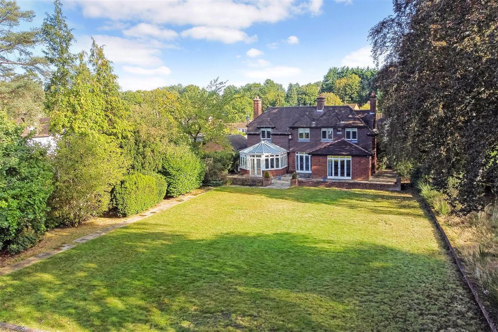 Property photo 1 of 13