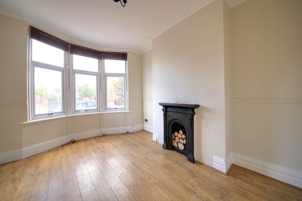 Property photo 2 of 18 Reception 1