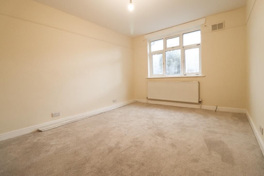 Property photo 2 of 7 Photo 2