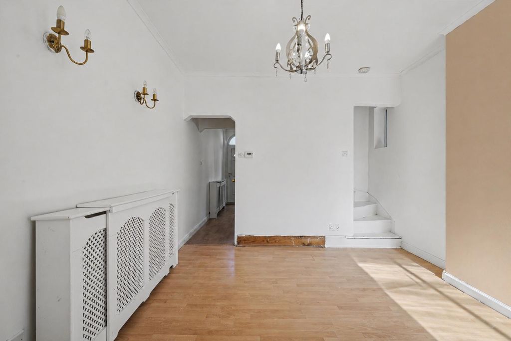 Property photo 3 of 16 Dining Room