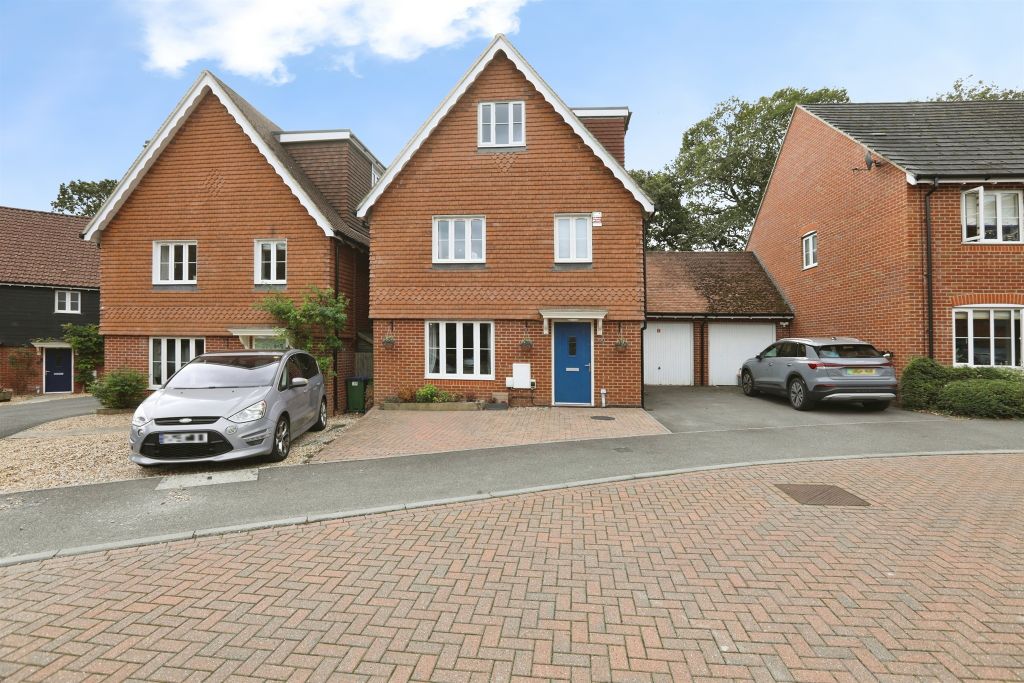 Property photo 1 of 18