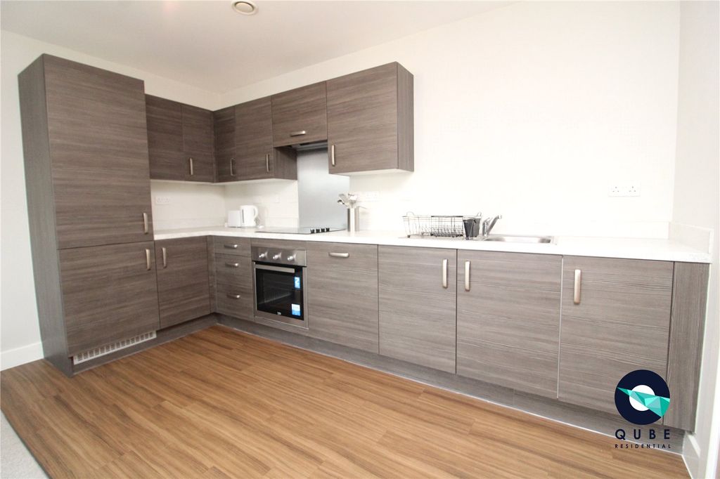 Property photo 3 of 10 Picture No. 05