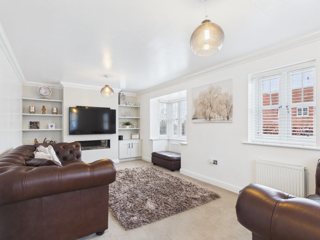 Property photo 2 of 23 4806404