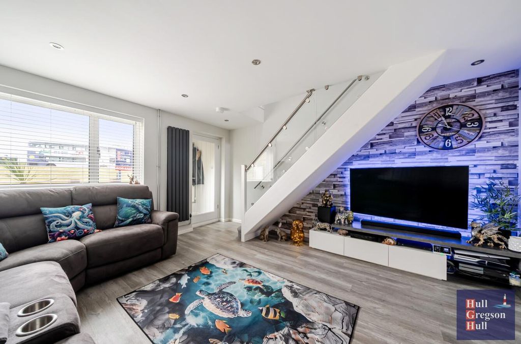 Property photo 3 of 18 4717F820-2650-44B5-9De5-c364E3d8017d.Jpg