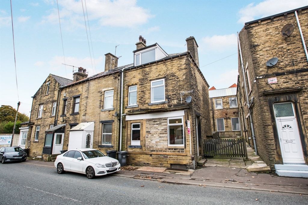 Property photo 3 of 16