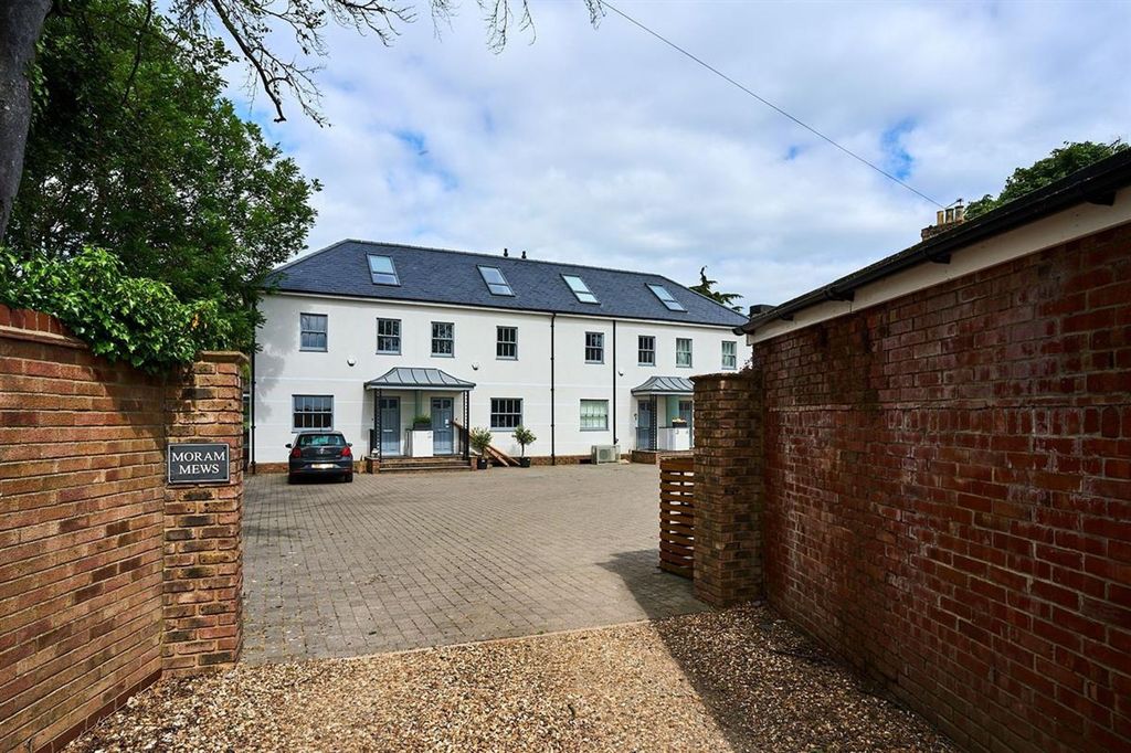 Property photo 1 of 57