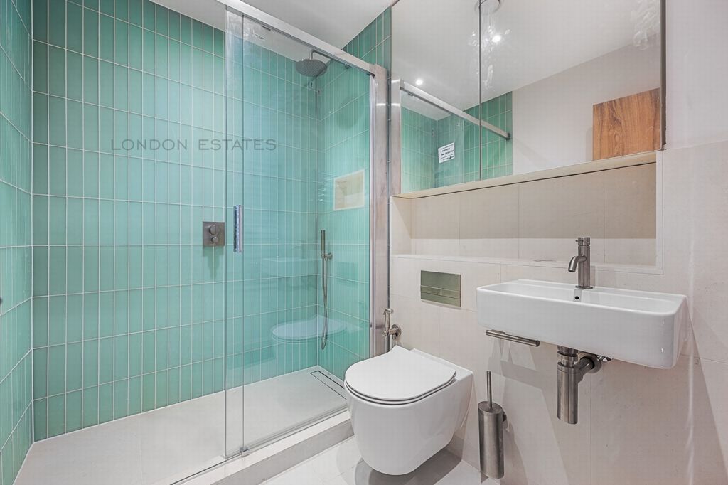 Property photo 3 of 8 Photo 8