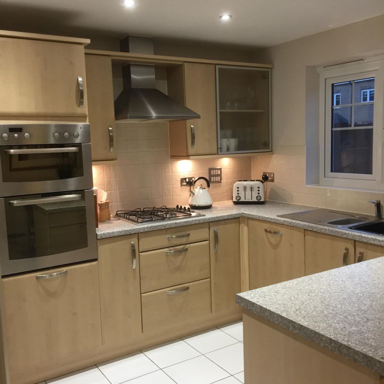 Property photo 3 of 12