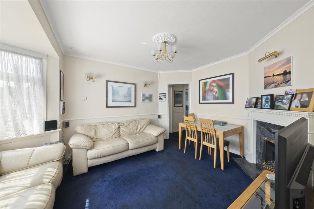 Property photo 2 of 22 Rec 2