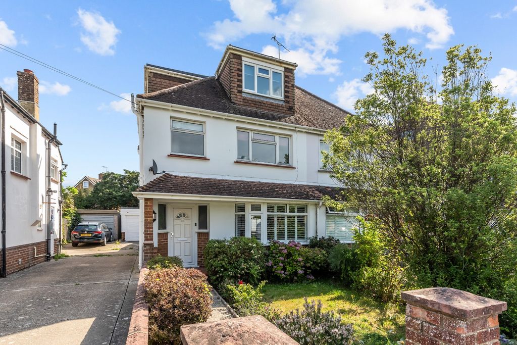 Property photo 1 of 15 3047110