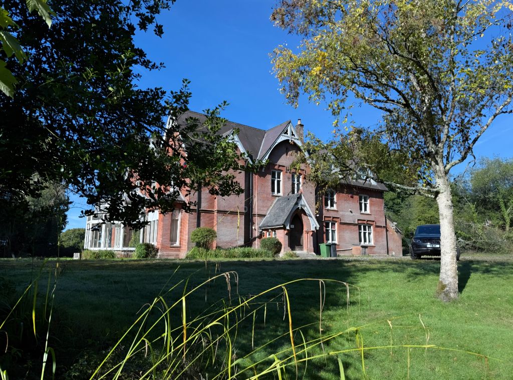 Property photo 2 of 11 Photo 18