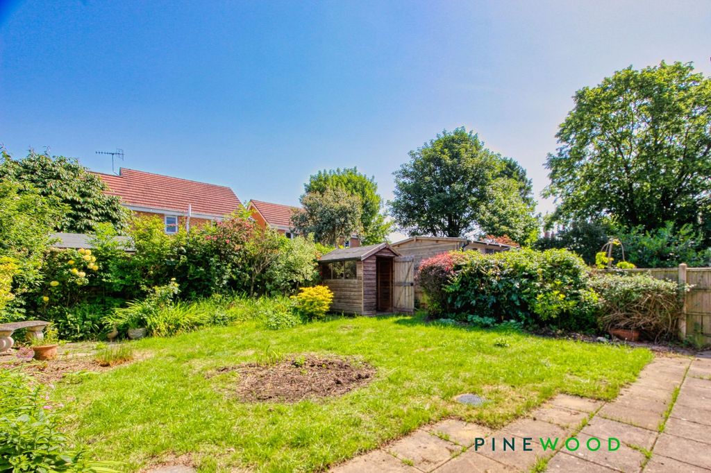 Property photo 2 of 20 Rear Garden