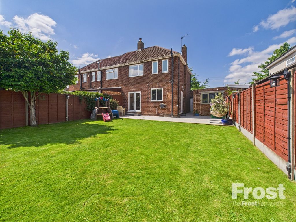 Property photo 3 of 16 Picture No. 29