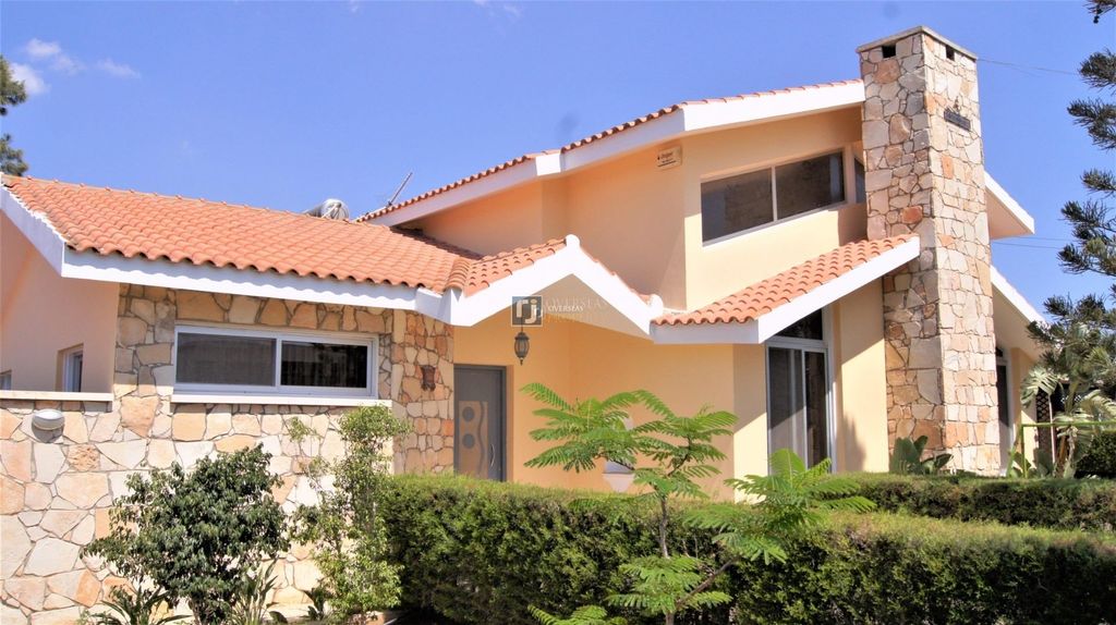 Property photo 1 of 48