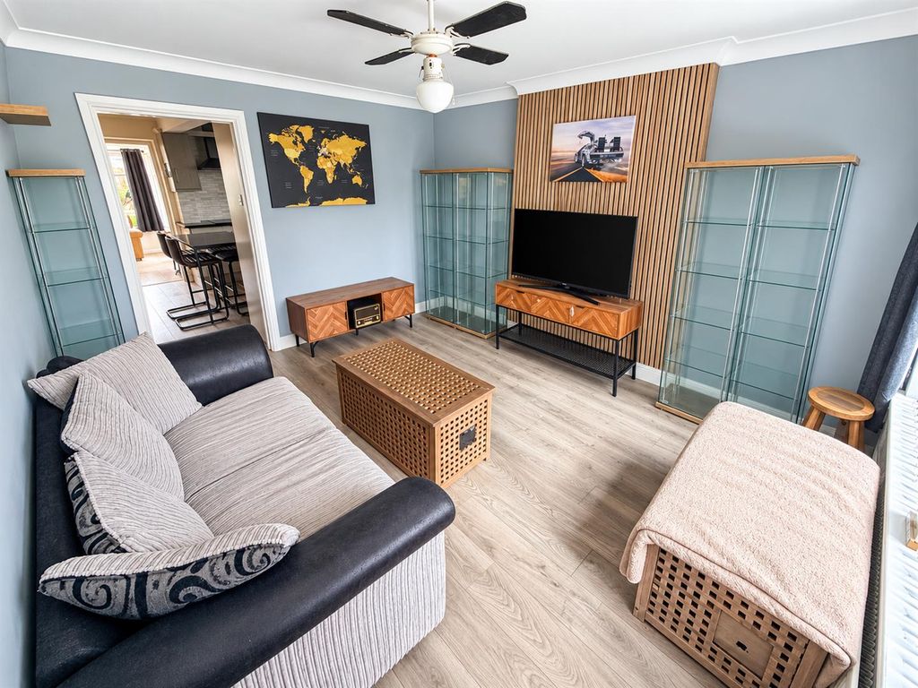 Property photo 2 of 26 F68714c546.Png