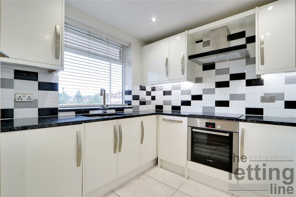 Property photo 2 of 8 Picture No. 03