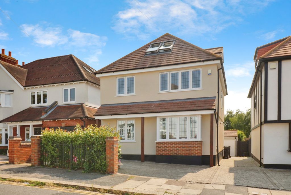 Property photo 1 of 30