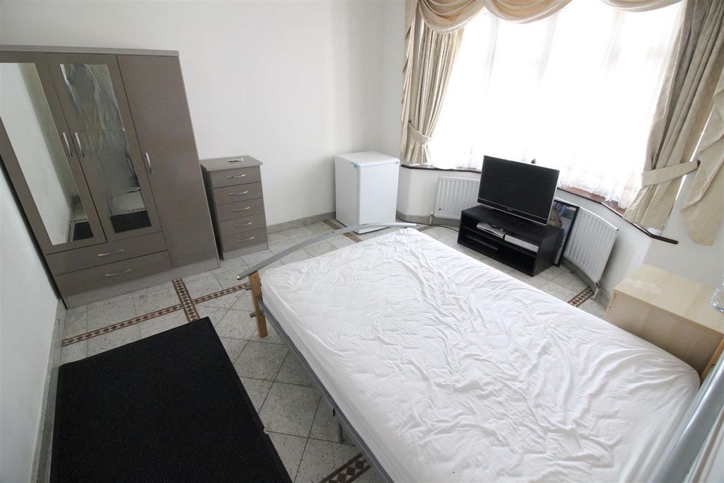 Property photo 1 of 4 1F3A9C1D-B519-42C2-87A4-876Bfa810C5B_1_201_A.Jpeg