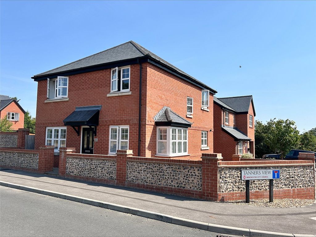 Property photo 1 of 14 Picture No. 03