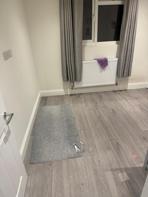 Property photo 2 of 6 Gallery