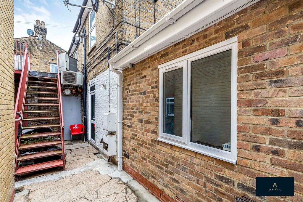 Property photo 1 of 6 Picture No. 03