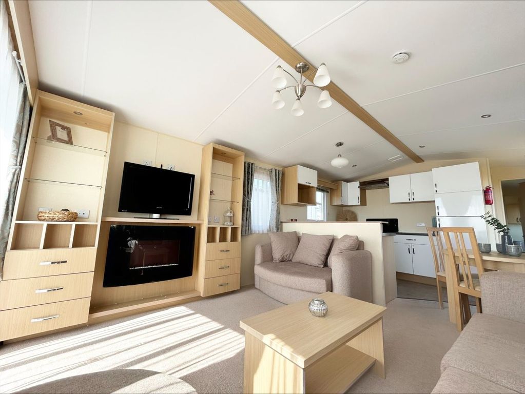 Property photo 1 of 6 Car0027344 - Static Caravan