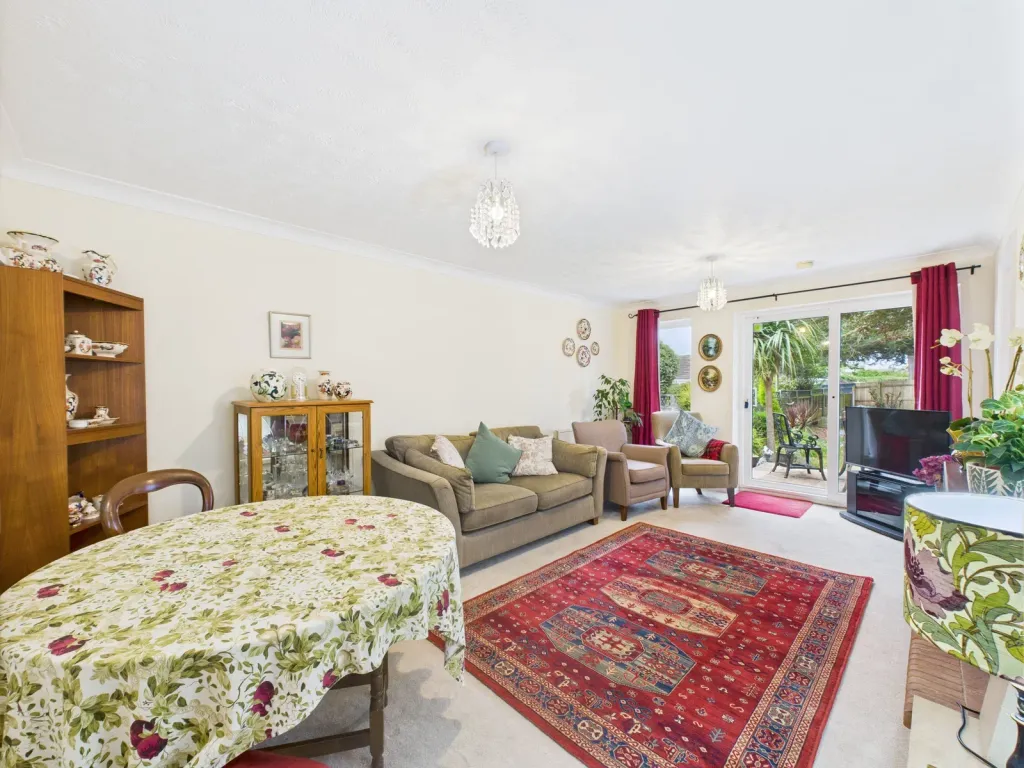 Property photo 2 of 12
