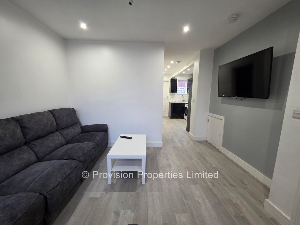 Property photo 1 of 12 Photo