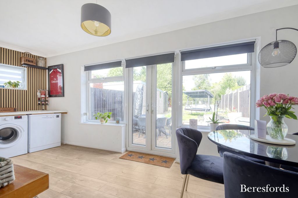 Property photo 3 of 16 Picture No. 56