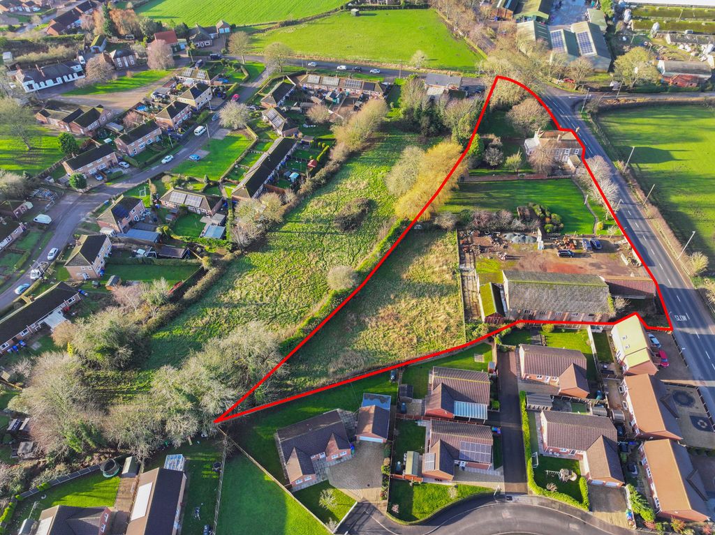 Property photo 1 of 35