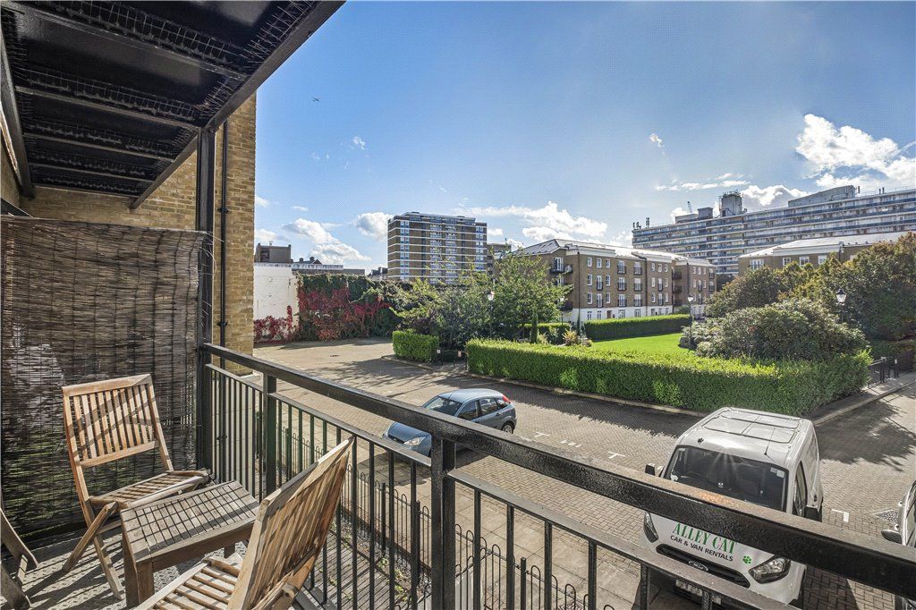 Property photo 2 of 15 Balcony