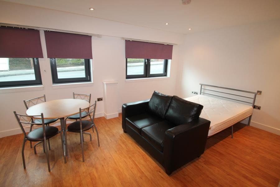 Property photo 3 of 5 Picture No. 02
