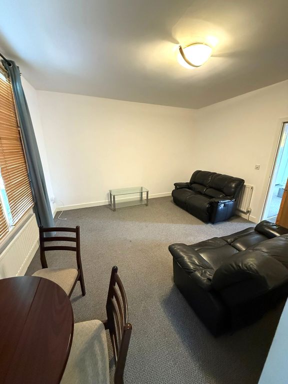 Property photo 3 of 6 3