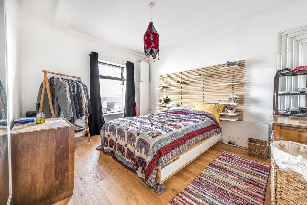 Property photo 3 of 6 423869 (5)