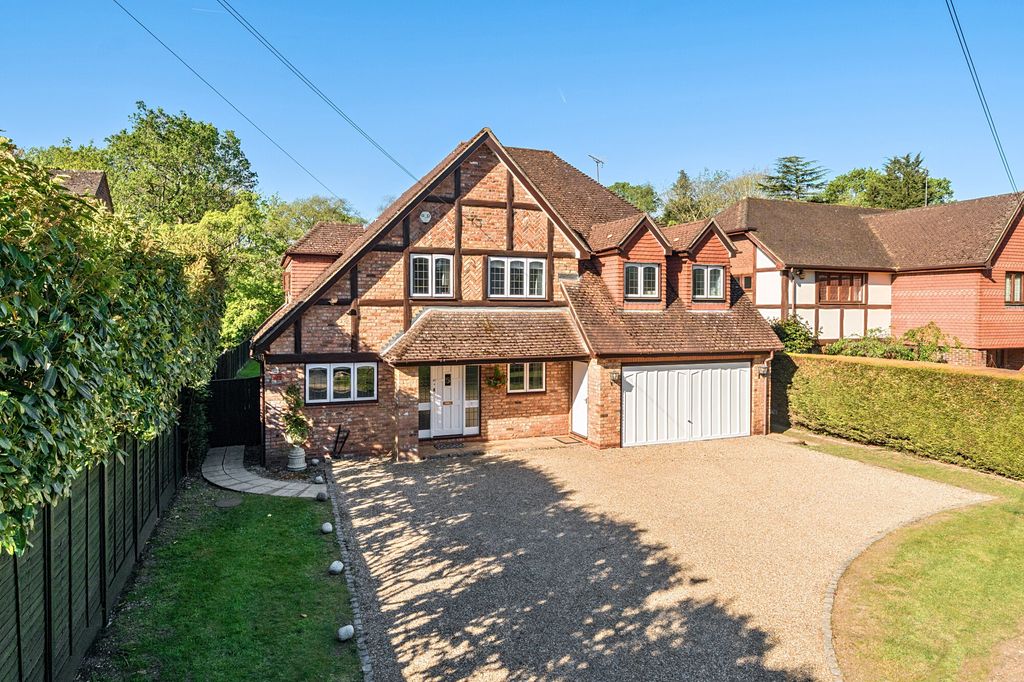 Property photo 1 of 16