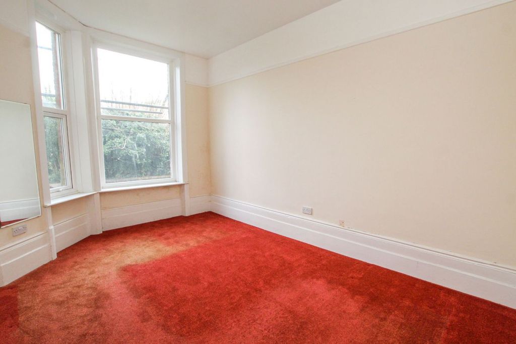 Property photo 2 of 4