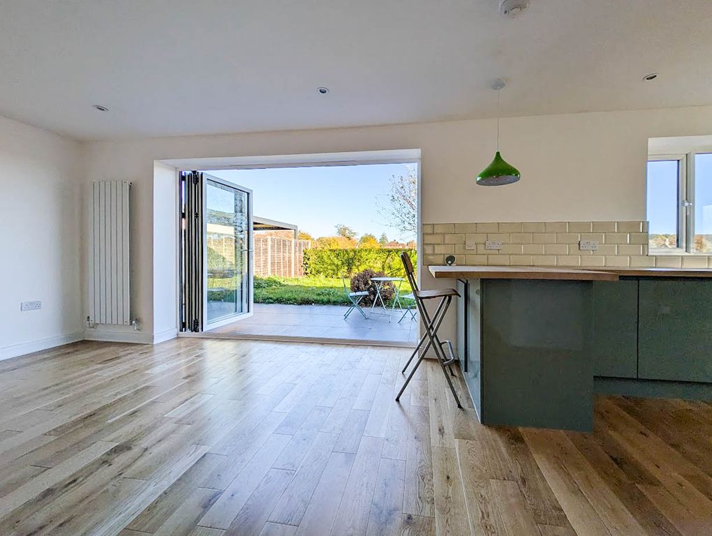 Property photo 3 of 23