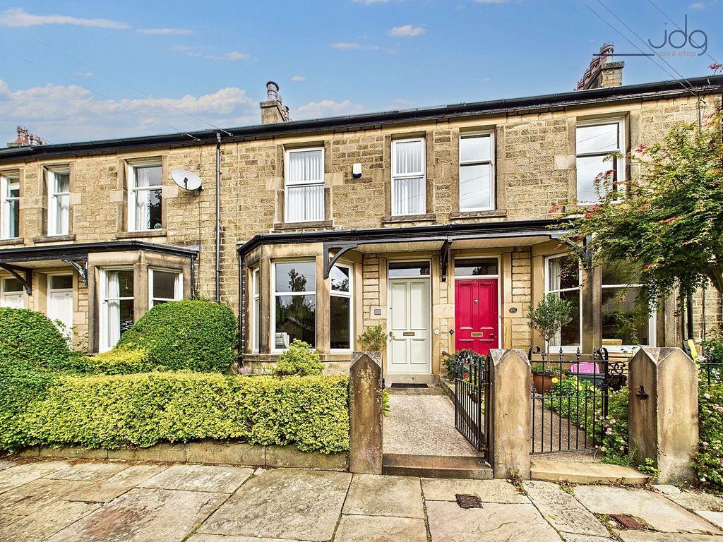Property photo 1 of 18 Welcome To Meadowside