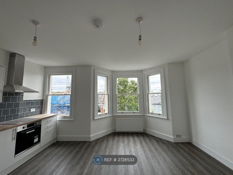 Property photo 3 of 11 Open Plan Kitchen/Living Room
