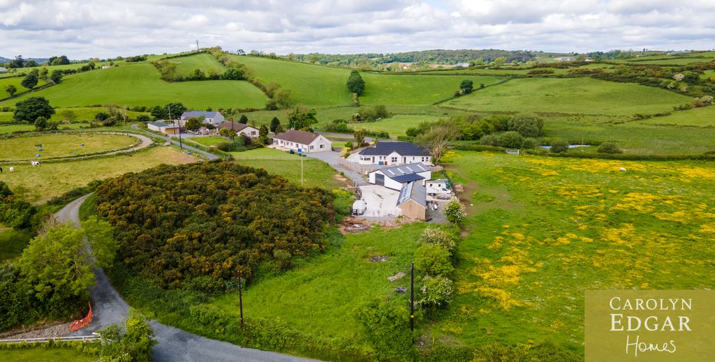 Property photo 1 of 39 0004