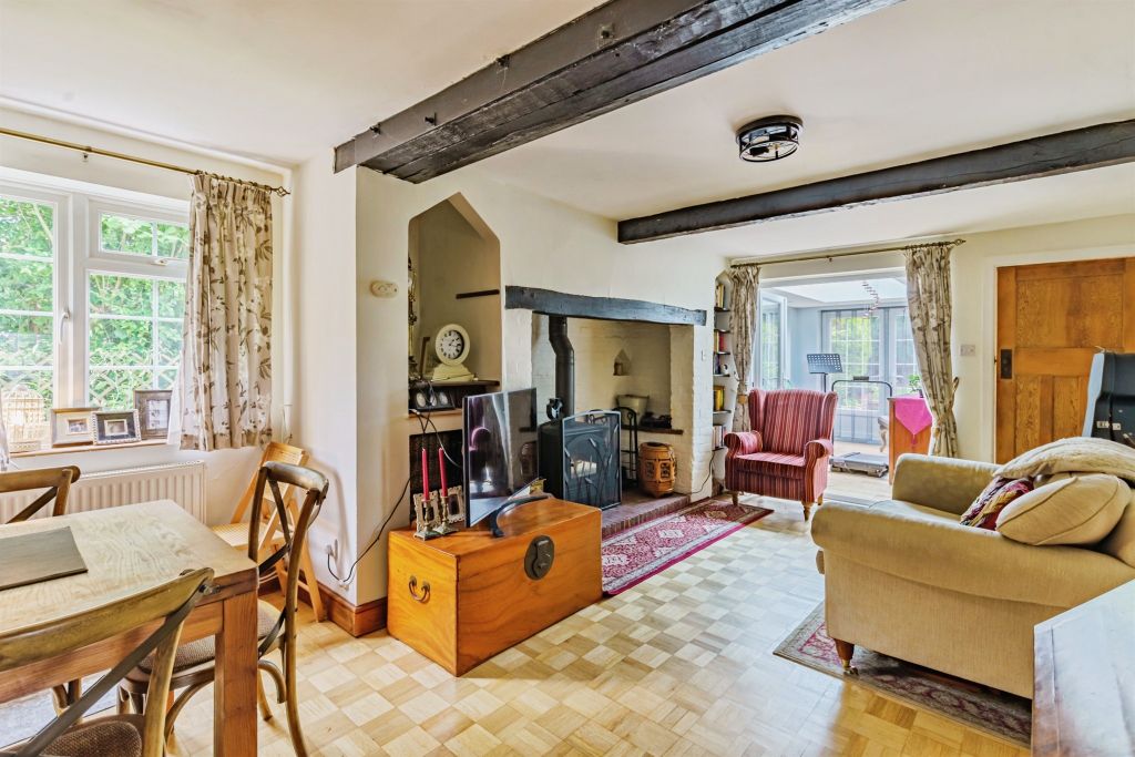Property photo 2 of 16